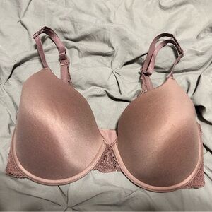 Gilligan & OMalley Bra. Size 34DD